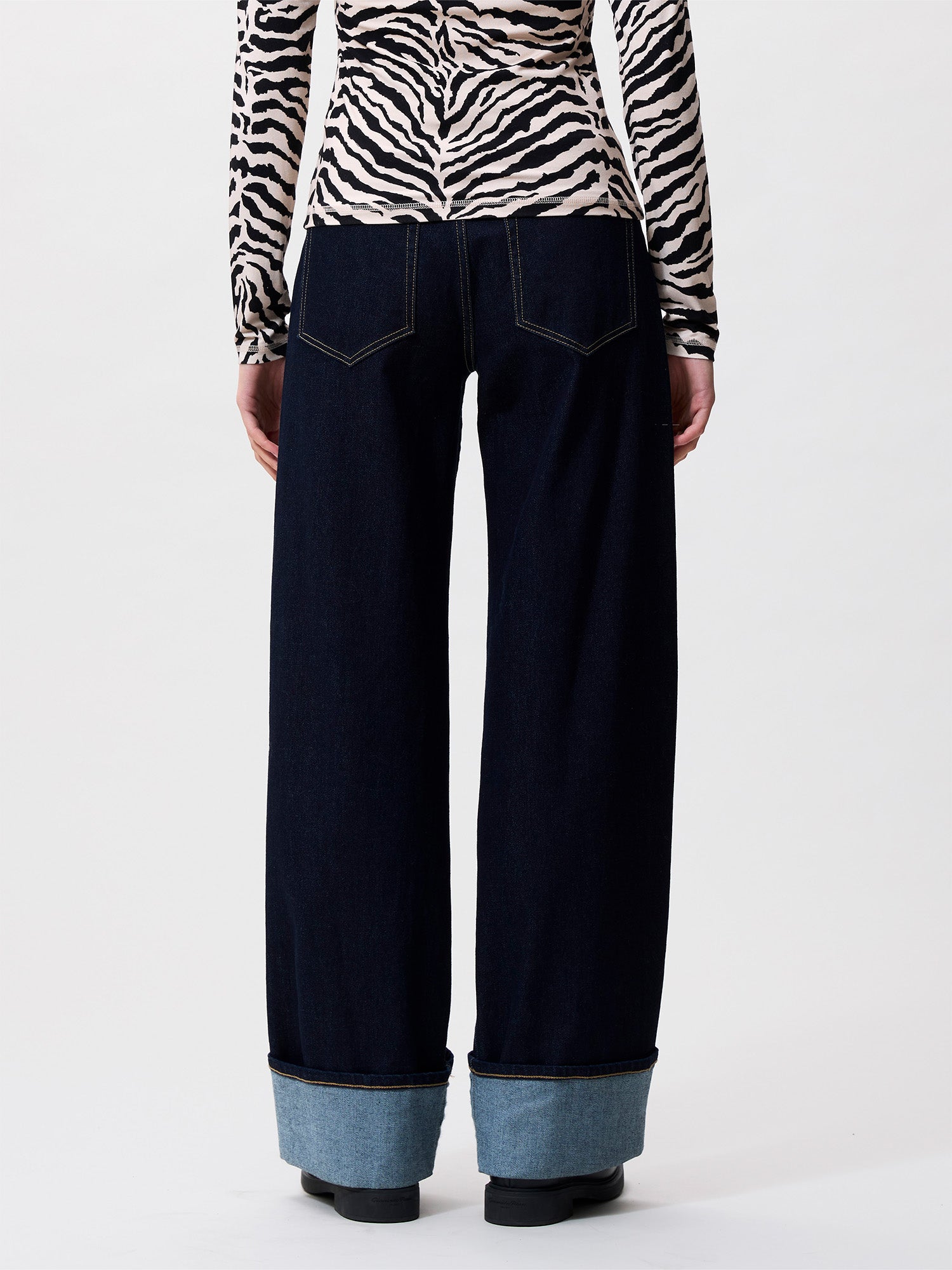 Loose fit jeans met omslag donkerblauw