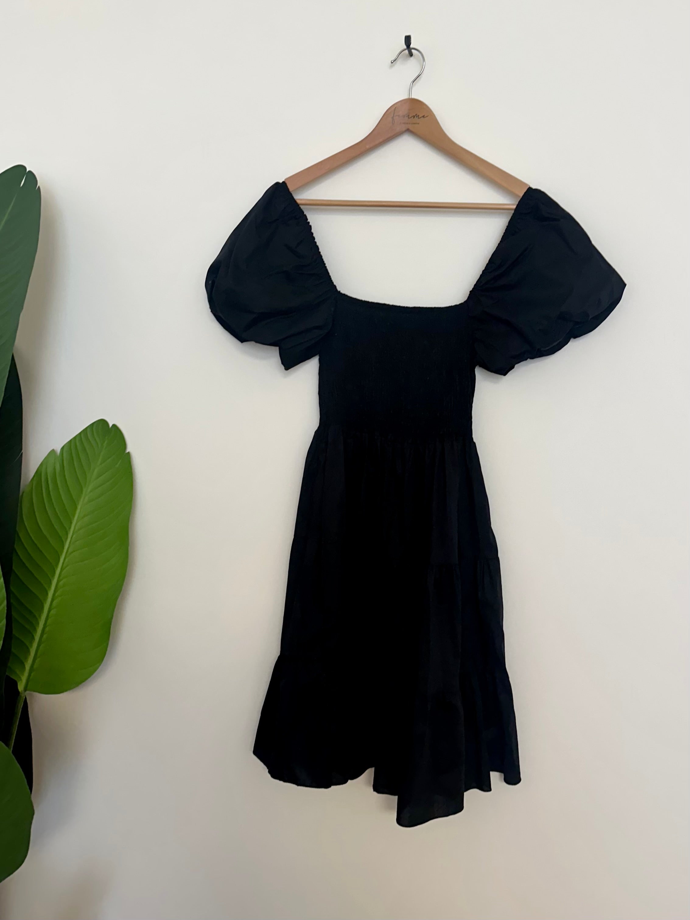 Schulterfreies Kleid Schwarz (Kurz)
