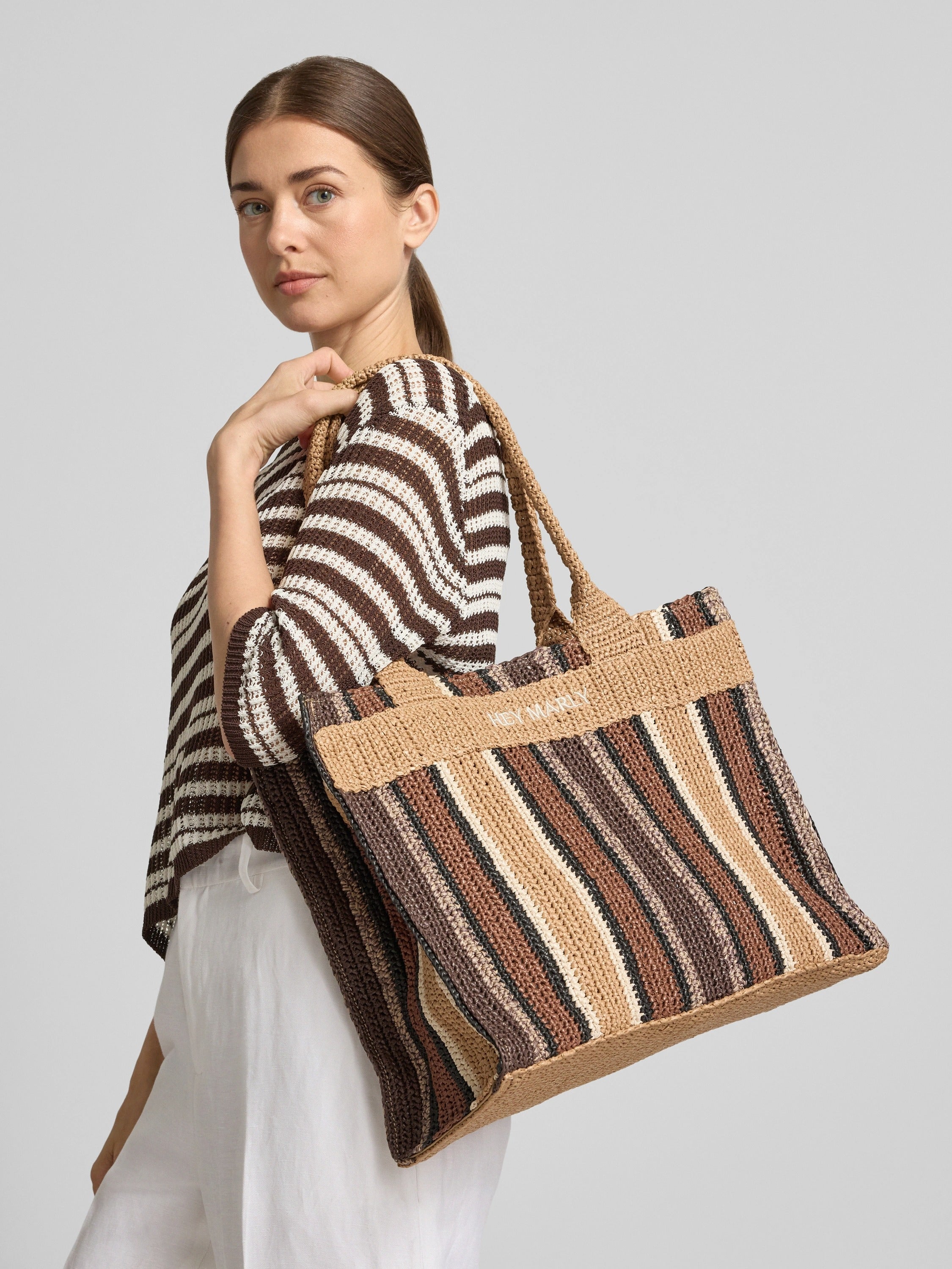 Beach Bestie - Sand Cognac Coffee