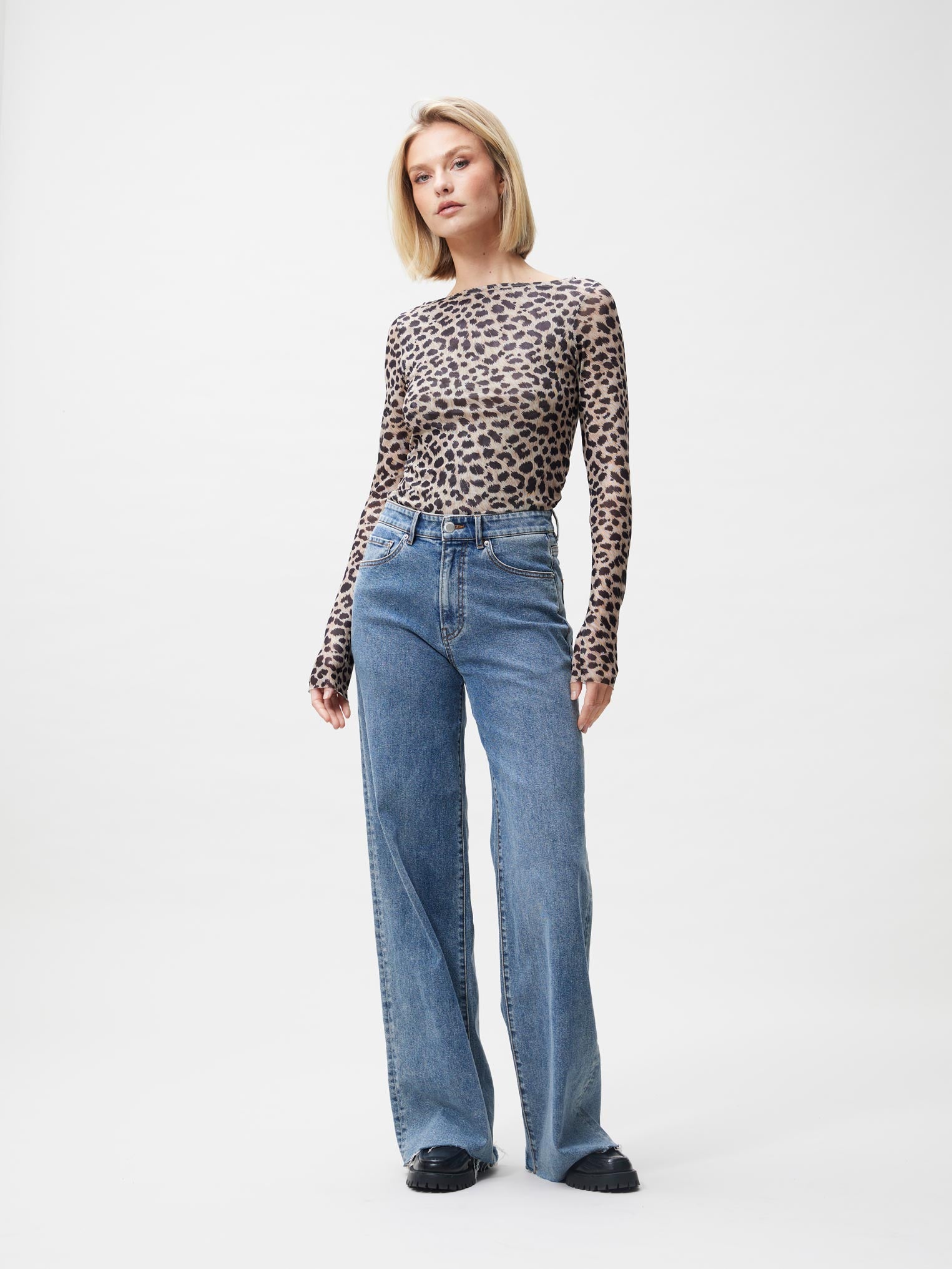 Cheetah mesh long sleeve Cement