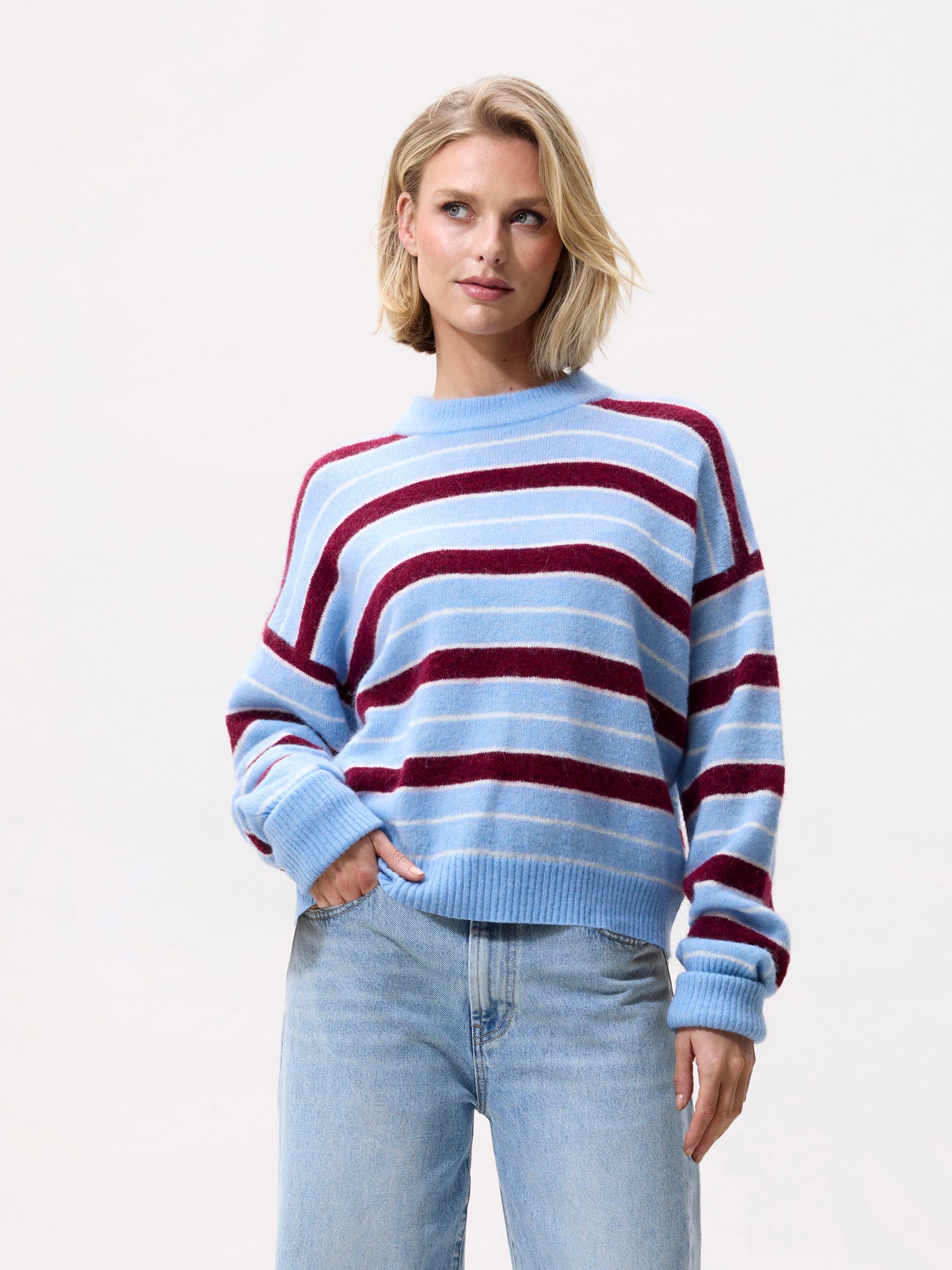 Striped knit Blue