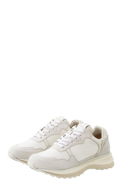 Leren sneakers met veters en details op de zool