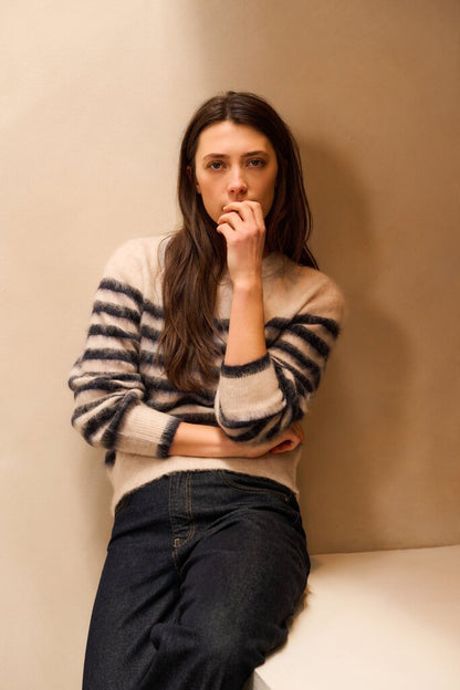 Gestreifter Pullover mit Rundhals und langen Ärmeln Collegiate Blue Design