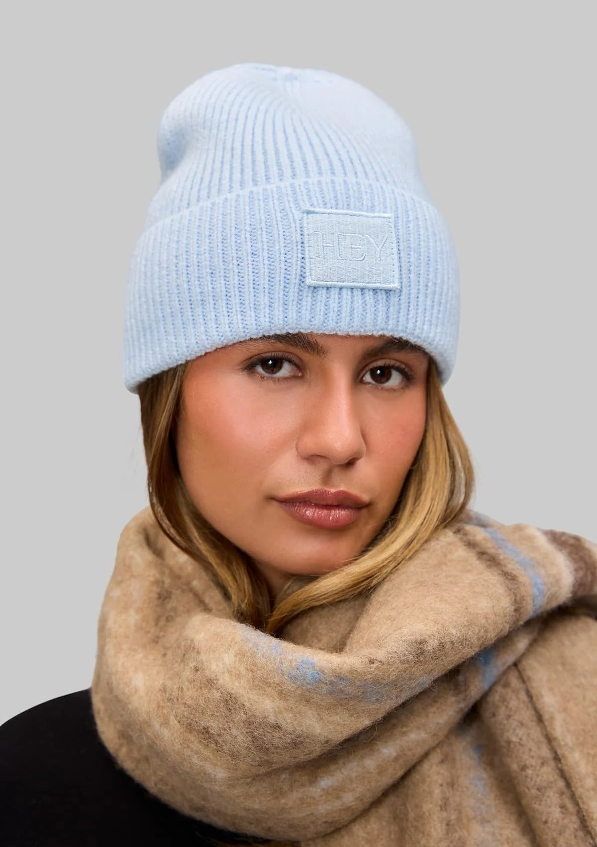 Hey Beanie - Blue Light