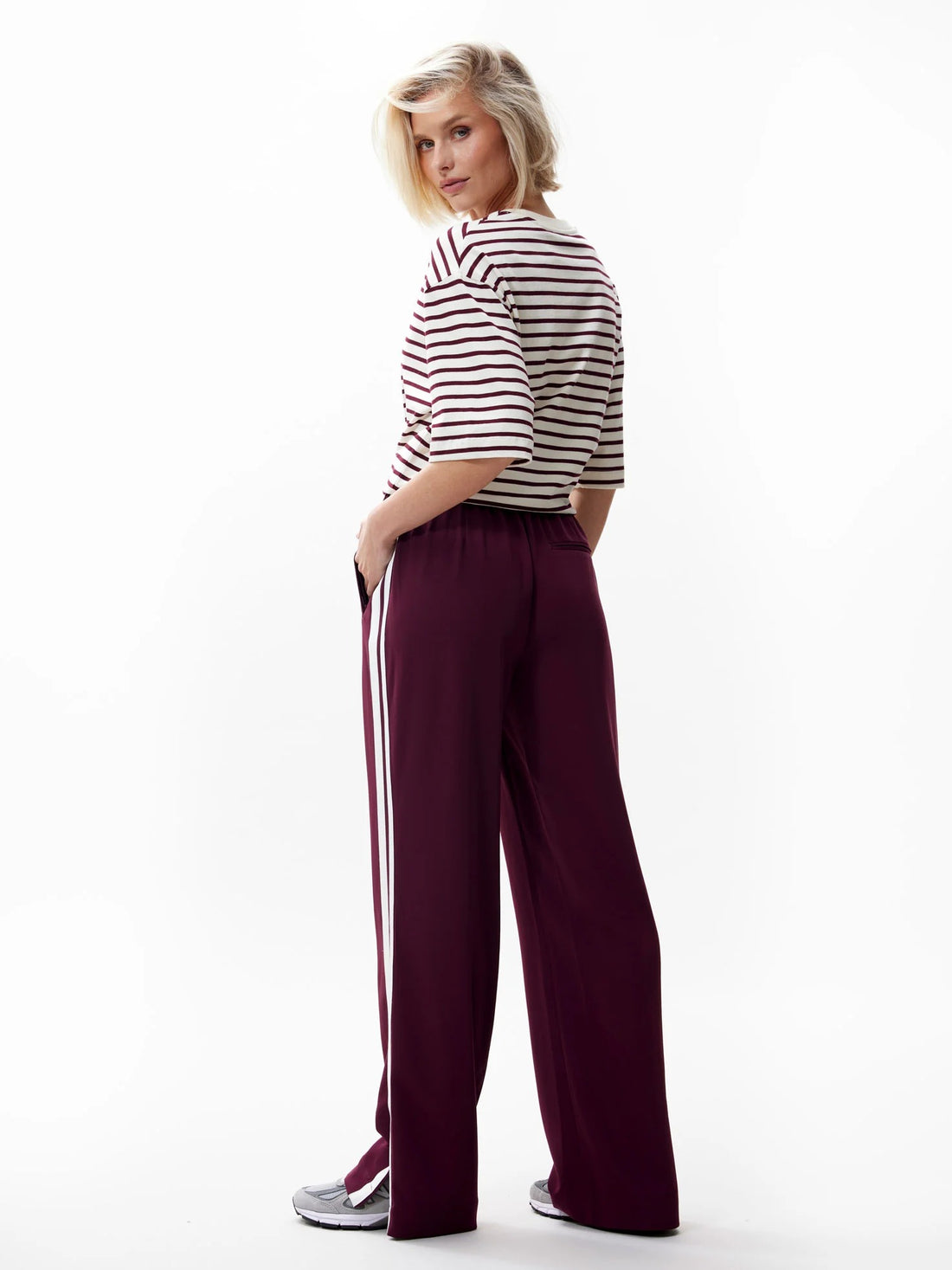 Tracksuit trousers Wine tasting